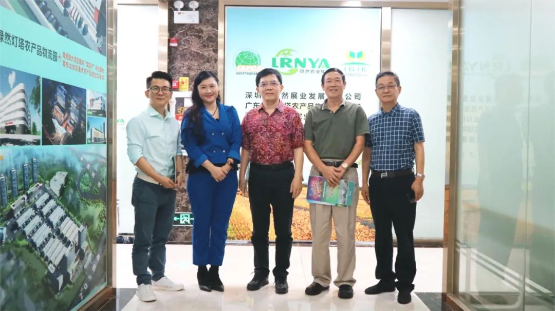 【協(xié)會(huì)動(dòng)態(tài)】深圳市社會(huì)組織總會(huì)聯(lián)合黨委副書記、紀(jì)委書記張武波一行蒞臨深圳市農(nóng)產(chǎn)品國際流通協(xié)會(huì)考察